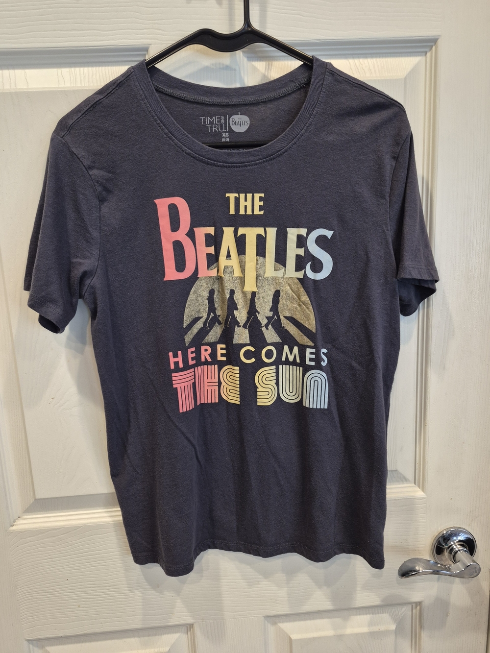 5/25 The Beatles Kids 'Here Comes The Sun' Graphic Tee - Gray